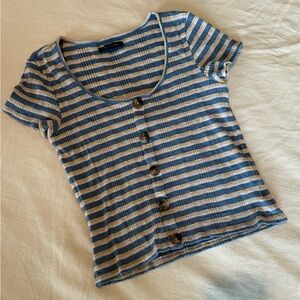 American Eagle cotton Blue and yellow Striped Button-Up scoop neck cropped Tee